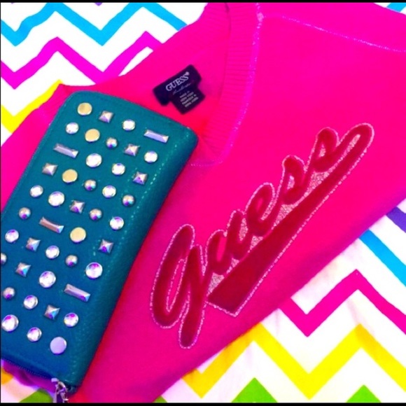 Guess authentic pink womens sweater - Picture 1 of 6